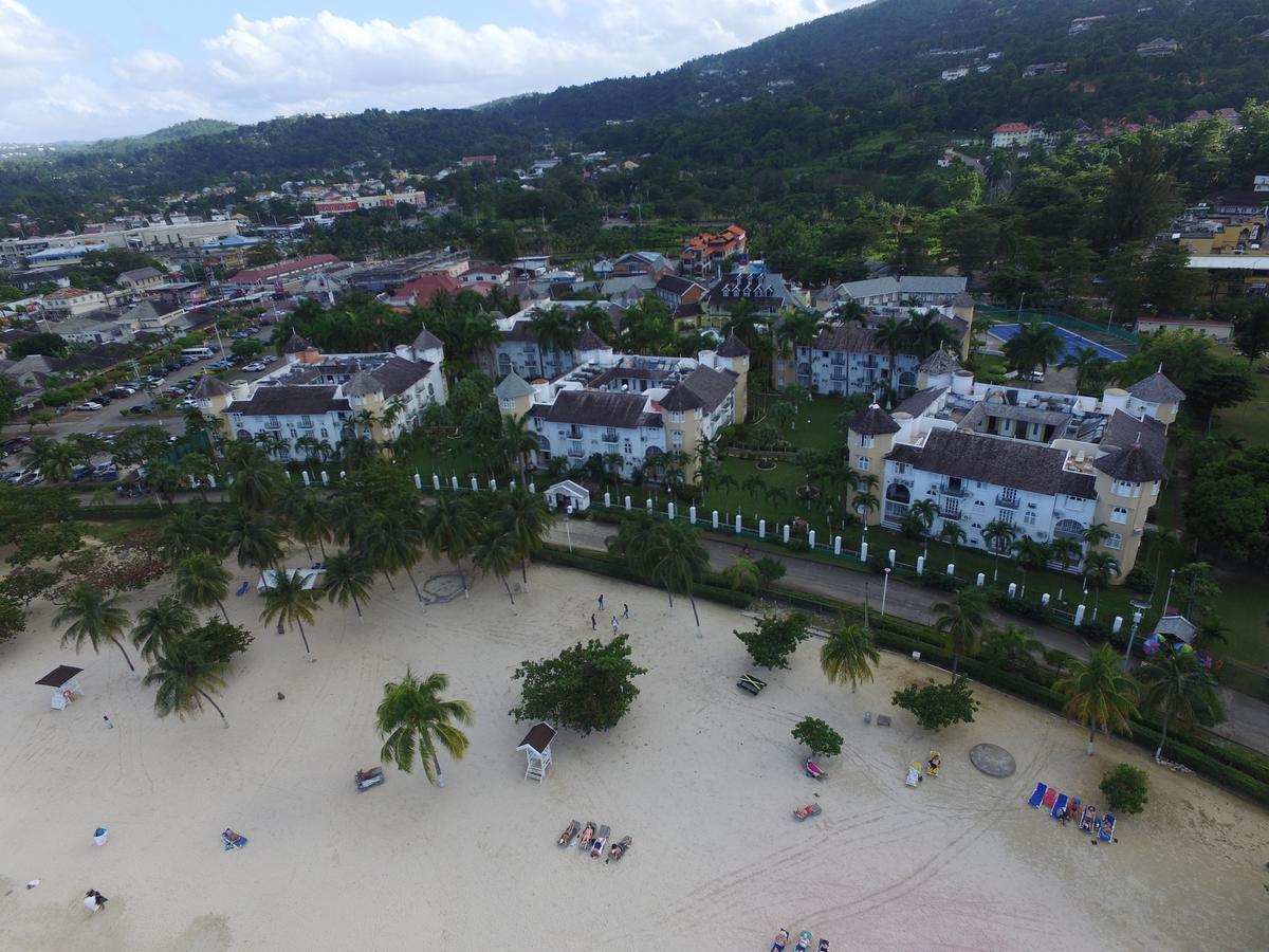 Sandcastles Beach Resort Ocho Rios Exteriör bild