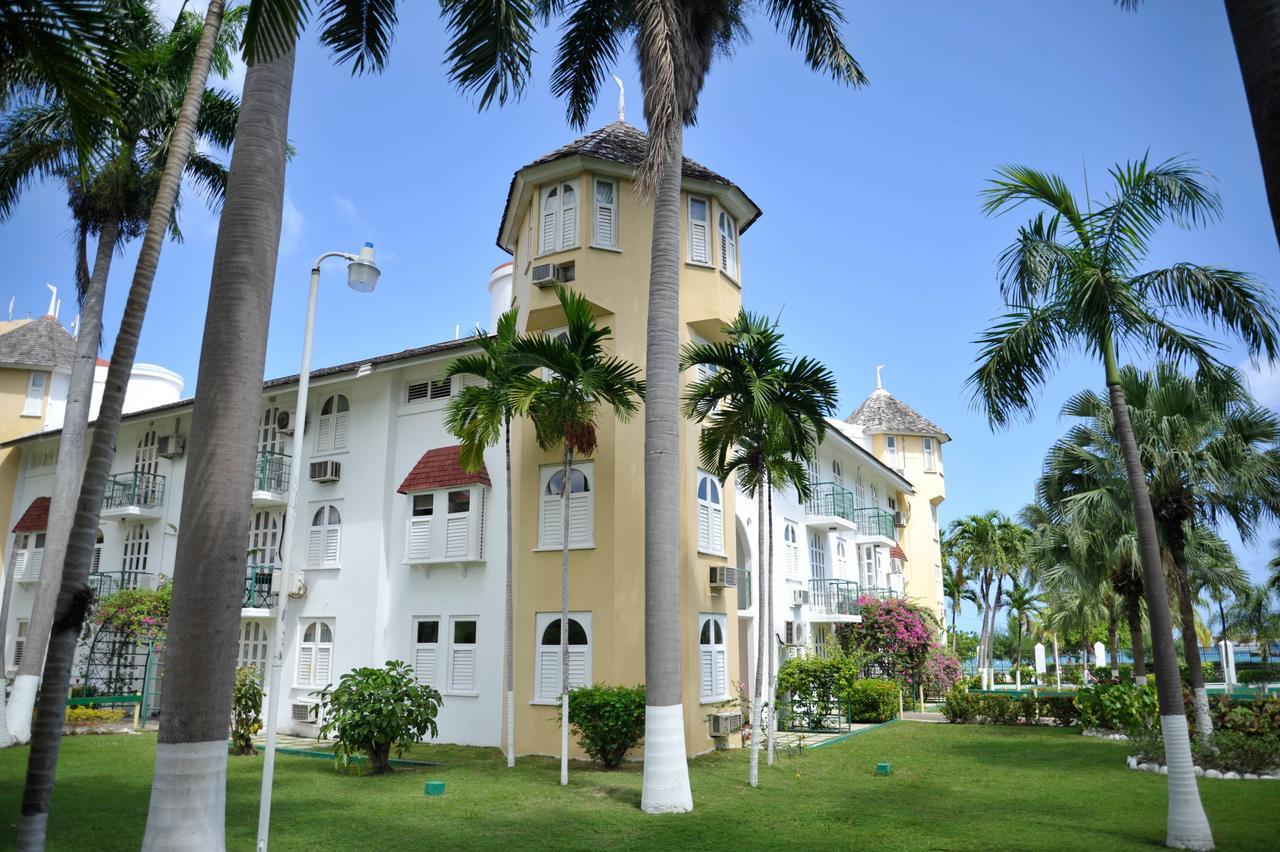 Sandcastles Beach Resort Ocho Rios Exteriör bild