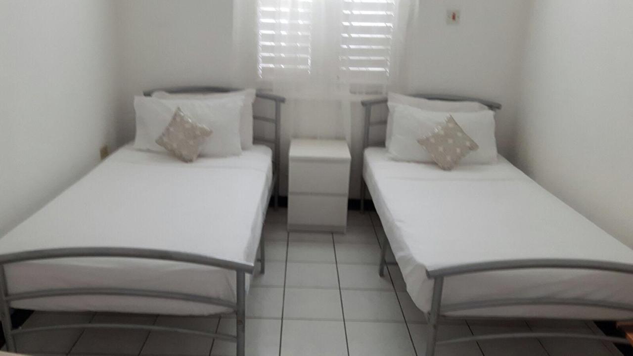 Sandcastles Beach Resort Ocho Rios Exteriör bild